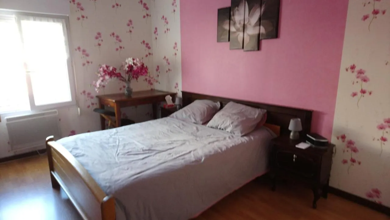 Chez Fabienne T2 Apartment Le Breuil-sur-Couze
